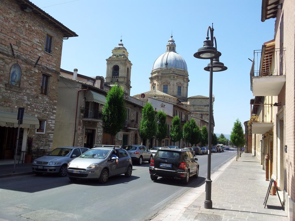 La Corte Degli Angeli Locazioni Turistiche Apartment Assisi Room photo