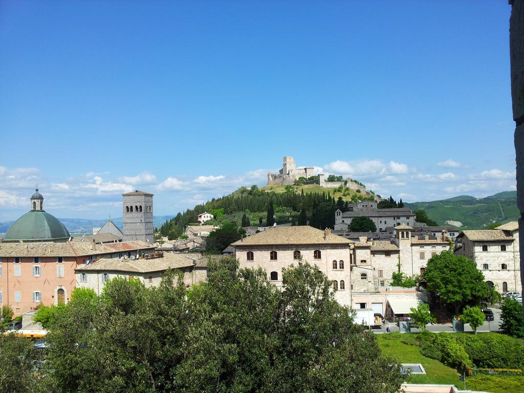 La Corte Degli Angeli Locazioni Turistiche Apartment Assisi Exterior photo